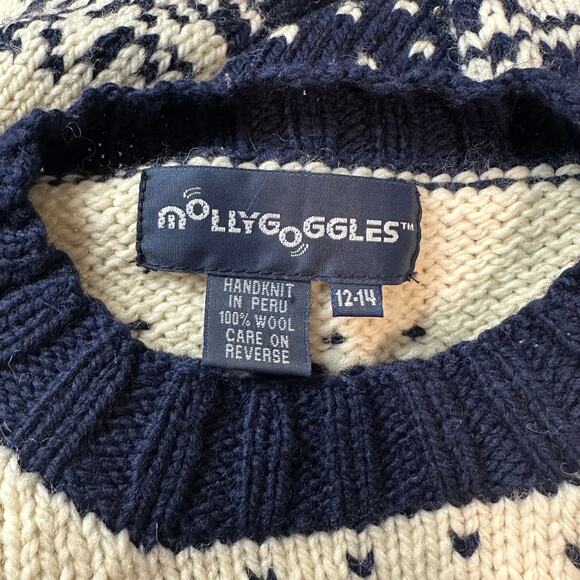 Vintage Hand Knit 100% Wool Molly Googles Sweater Fair Isle Snowflake Crewneck - Picture 7 of 7
